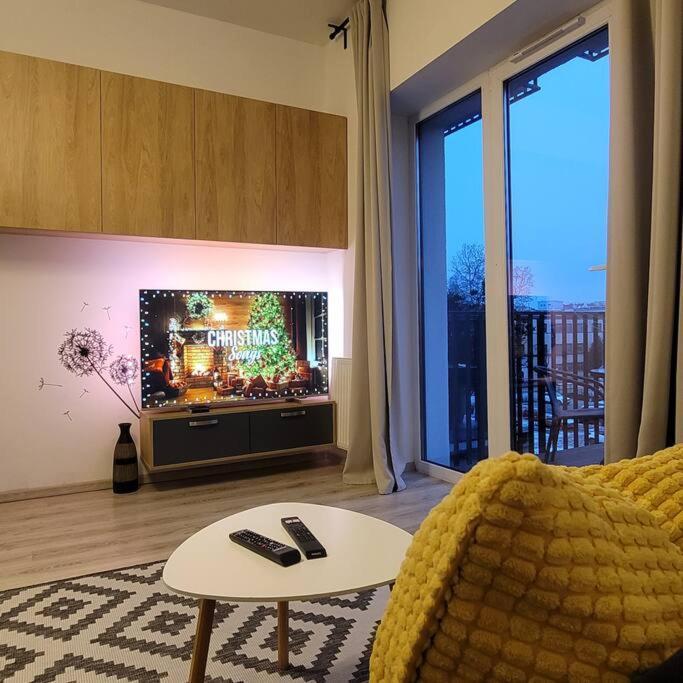 Apartmán Sunset - Free Parking - Fast Internet - Close To Everything Poznaň