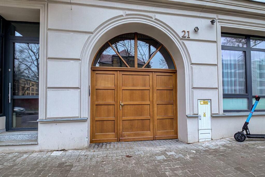 Apartmán Sunset - Free Parking - Fast Internet - Close To Everything Poznaň